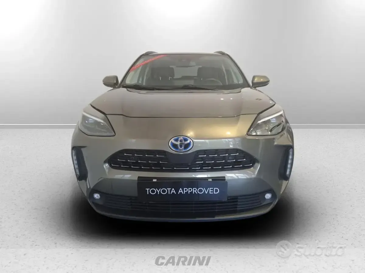 Usata Toyota Yaris Cross Lounge 116 CV (85 kW) 2024 Bronzo SUV