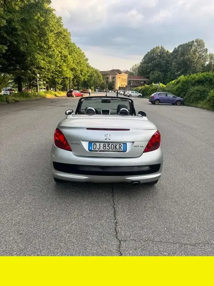 Usata Peugeot 207 120 CV (88 kW) 2007 Other Cabrio