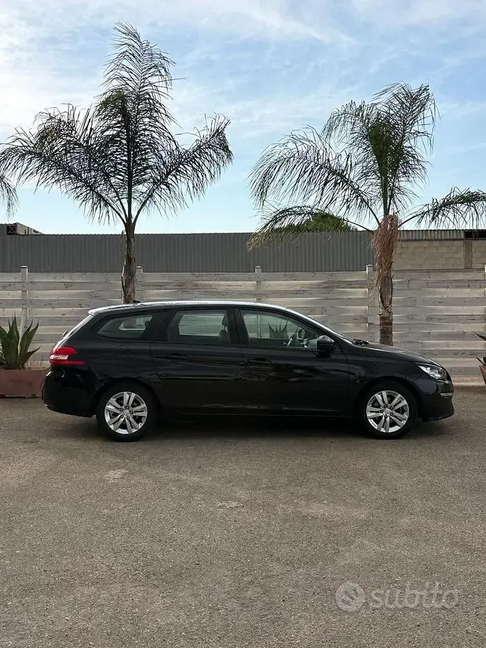 Usata Peugeot 308 116 CV (85 kW) 2014 Nero Station wagon