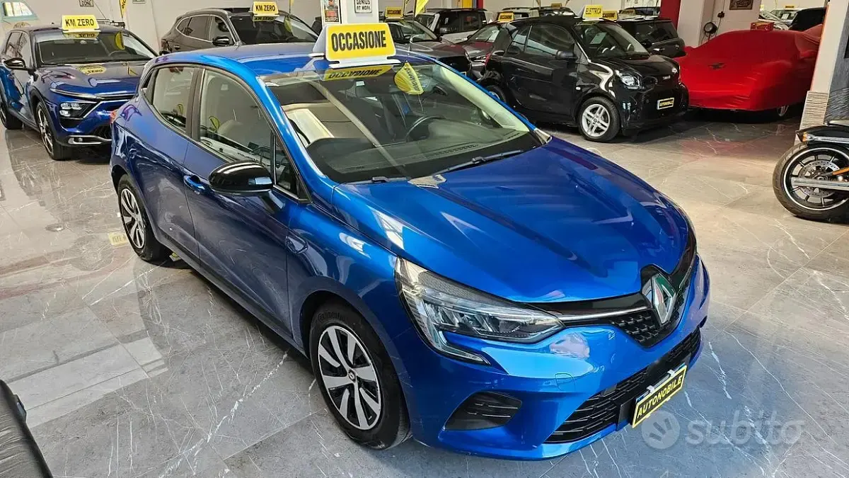 Usado Renault Clio V Equilibre 91 CV (66 kW) 2022 Azul Berlina
