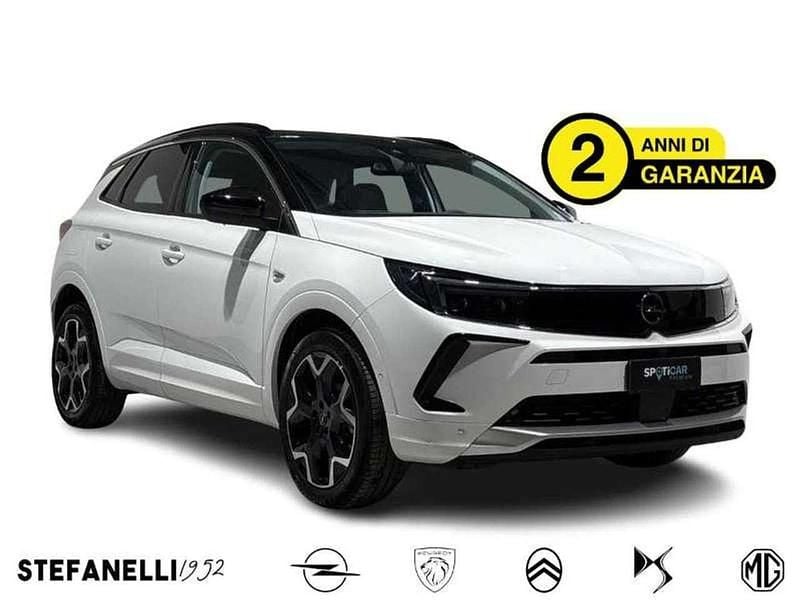 Bianco Usata 2024 Opel Grandland X Ultimate SUV | 20.900 € (Super prezzo) - Immagine 1/4