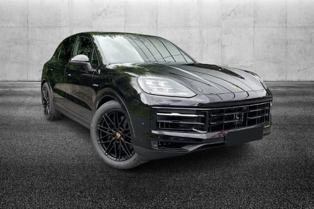 Usata Porsche Cayenne 470 CV (345 kW) 2025 Nero SUV