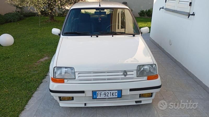 Usata Renault R5 120 CV (88 kW) 1987 Bianco Utilitaria
