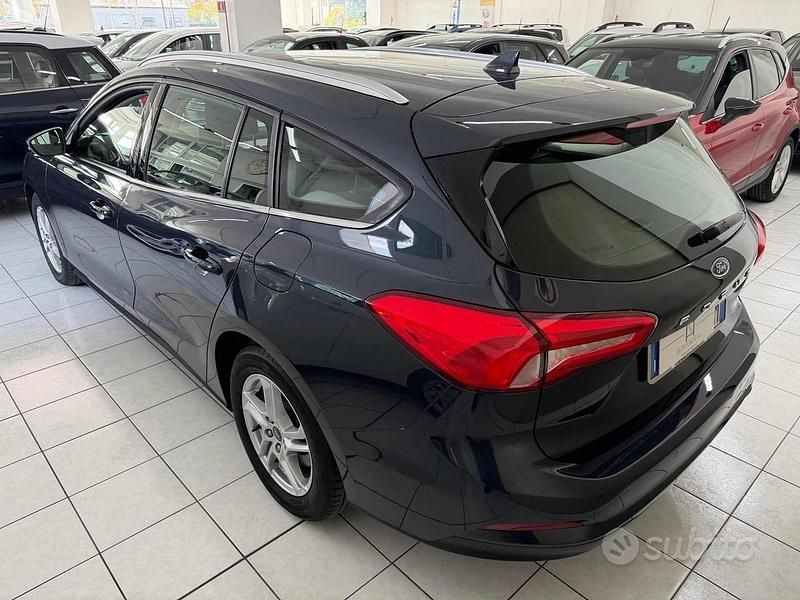 Usata Ford Focus Business Edition 95 CV (69 kW) 2021 Grigio scuro Station wagon
