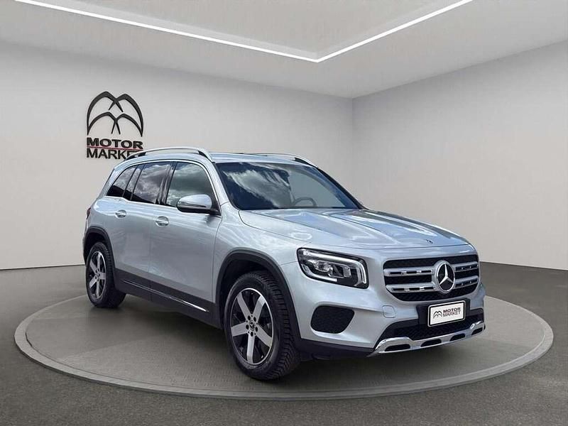 Usado Mercedes GLB200 150 CV (110 kW) 2022 Plateado SUV