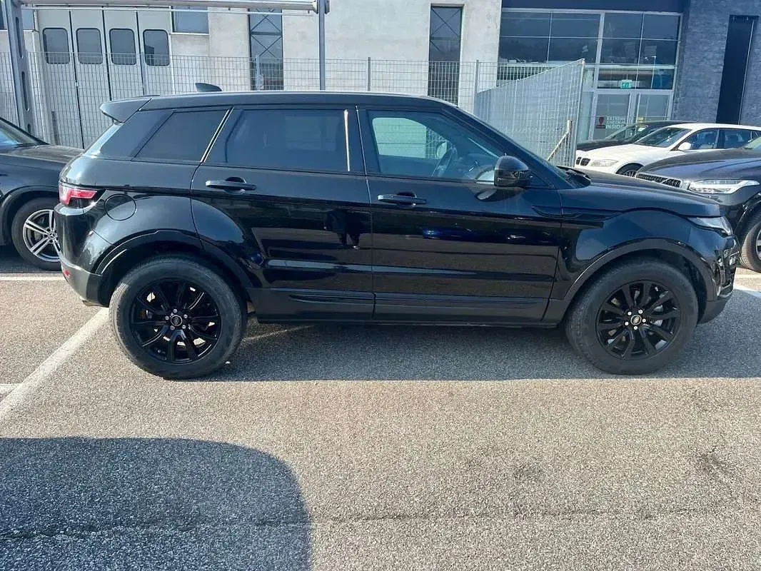 Usata Land Rover Range Rover evoque SE 150 CV (110 kW) 2018 Nero SUV
