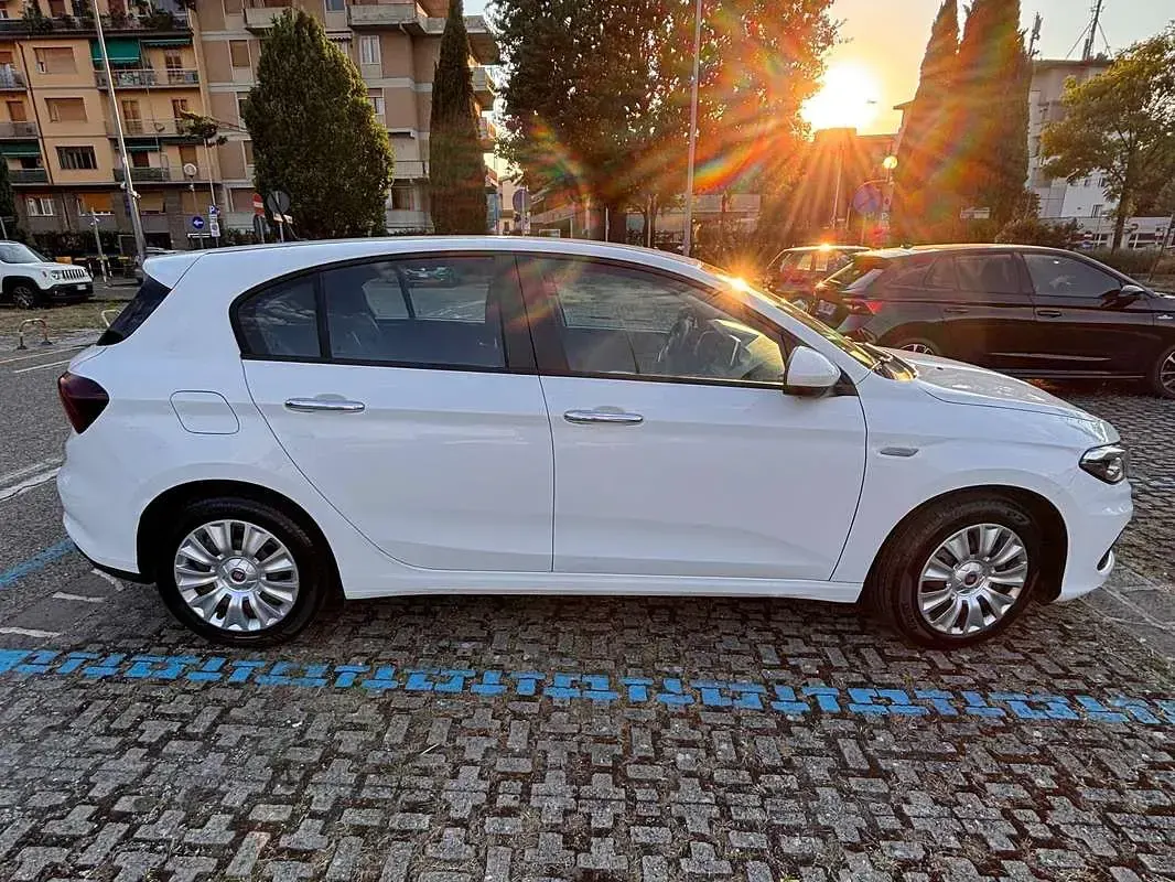 Usata Fiat Tipo Business 95 CV (69 kW) 2019 Bianco Monovolume