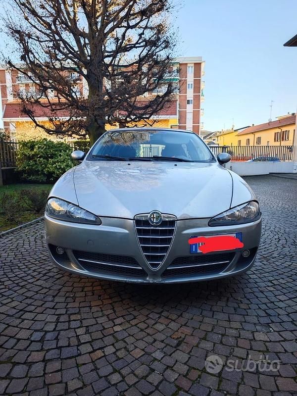 Usata Alfa Romeo 147 2007 Grigio Utilitaria