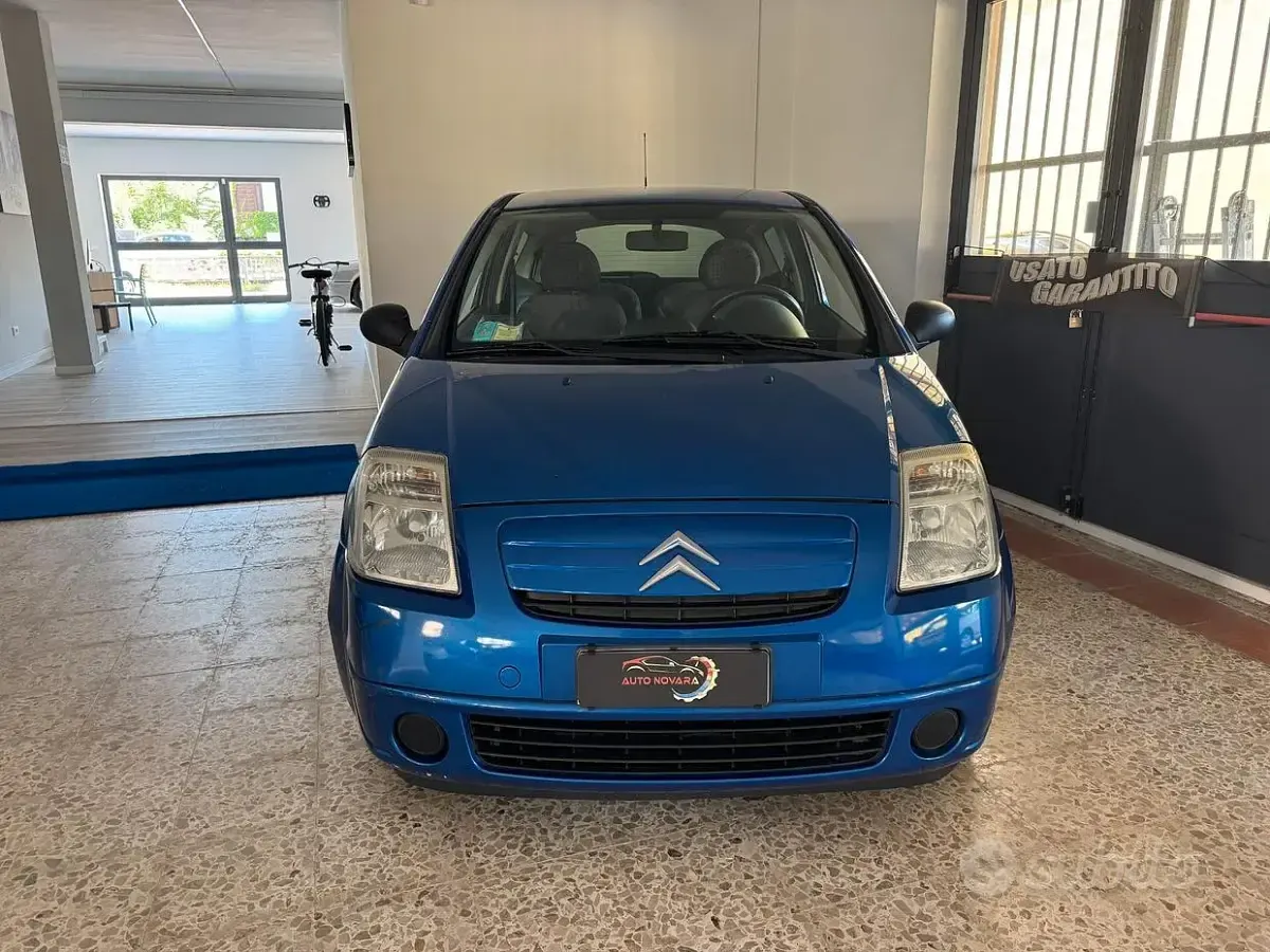 Usata Citroën C2 60 CV (44 kW) 2004 Bluazzurro Utilitaria