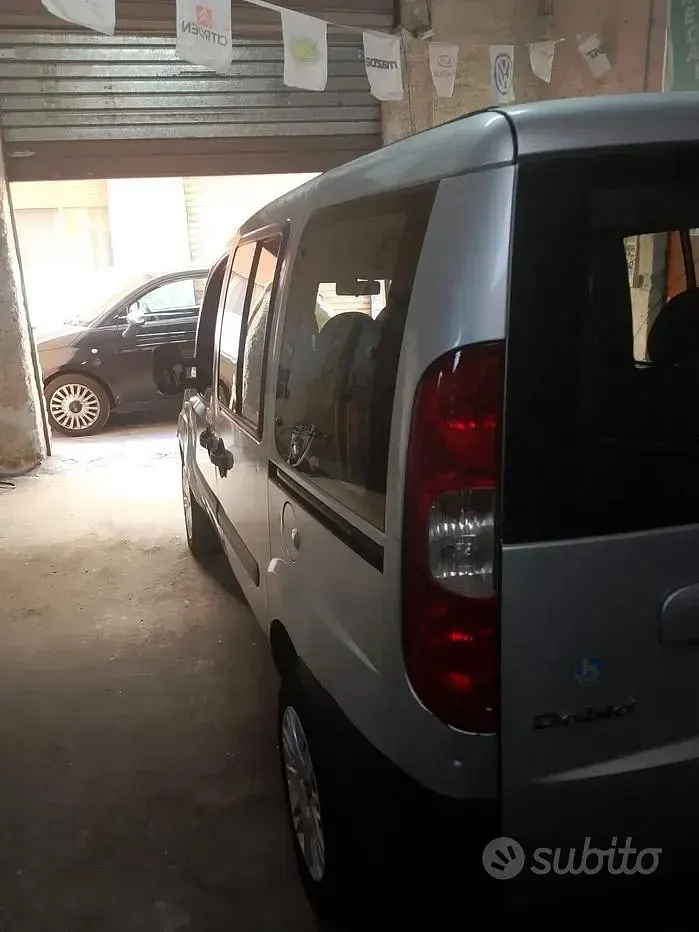 Usata Fiat Doblò 77 CV (56 kW) 2007 Grigio Monovolume