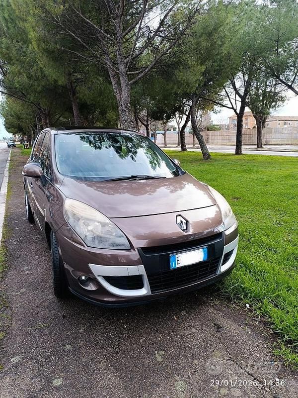 Usata Renault Scénic III 2010 Marrone Monovolume