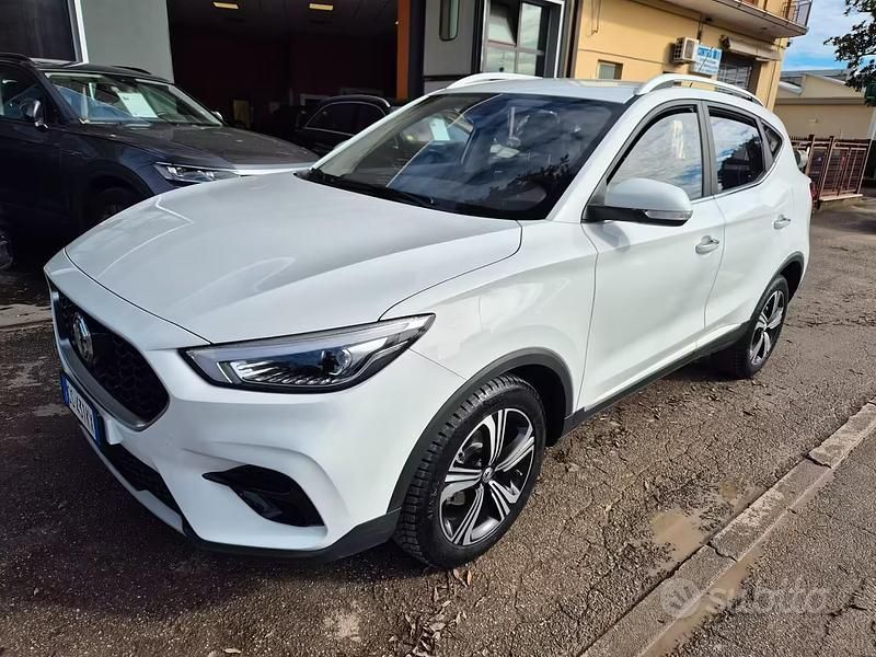 Usata MG ZS Comfort 106 CV (77 kW) 2024 Bianco SUV