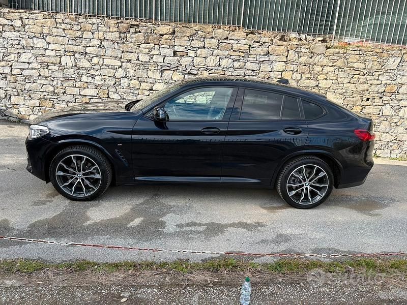 Usata BMW X4 184 CV (135 kW) 2020 Blu SUV