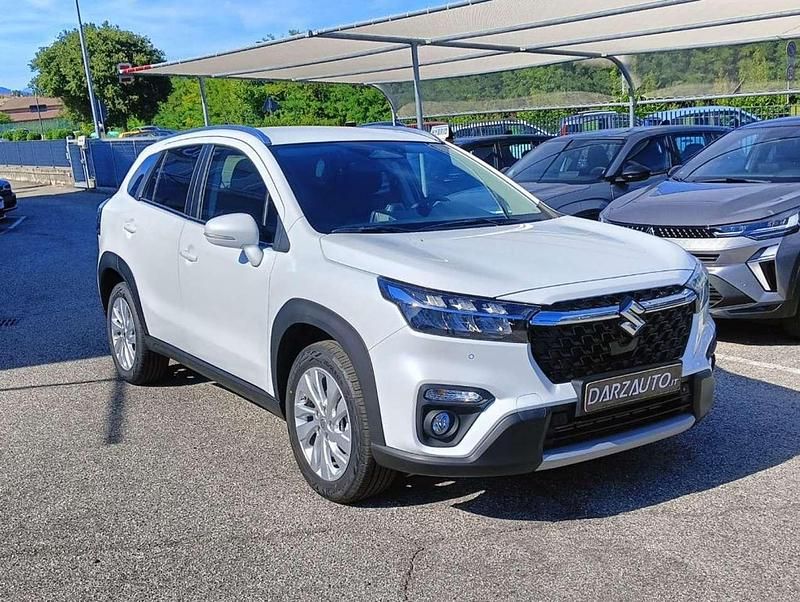 Nuova Suzuki SX4 S-Cross 129 CV (94 kW) 2025 Bianco artico SUV