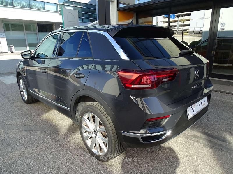 Usata VW T-Roc Style 150 CV (110 kW) 2022 Grigio SUV