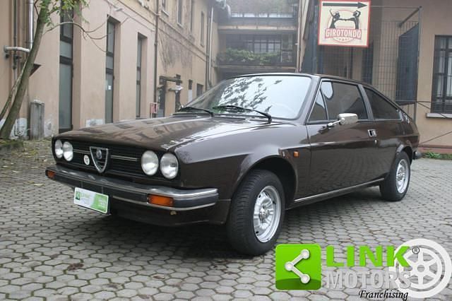 Usata Alfa Romeo Alfasud 68 CV (50 kW) 1981 Marrone Berlina