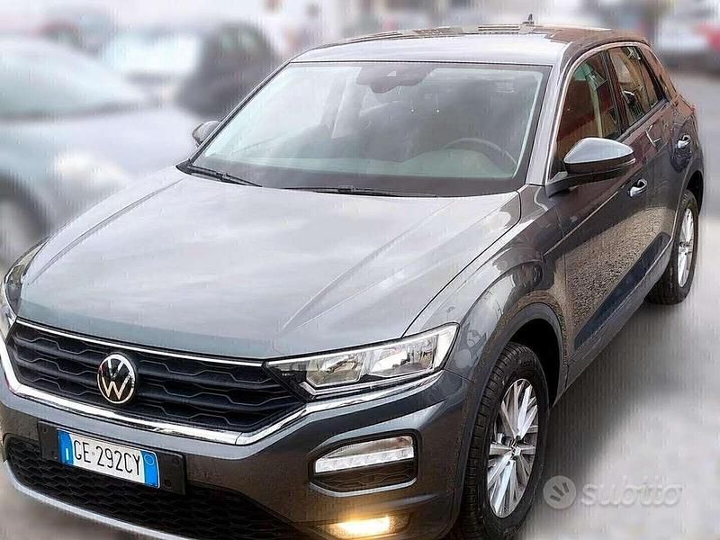 Usata VW T-Roc Business 150 CV (110 kW) 2021 Grigio SUV