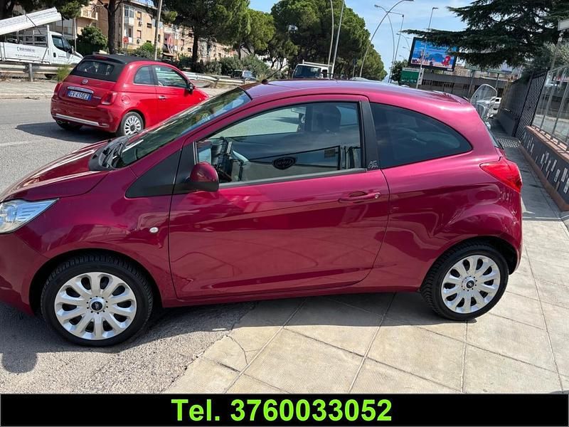 Usata Ford Ka Titanium 75 CV (55 kW) 2013 Rosso Utilitaria