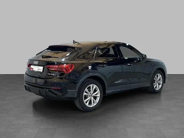 Usata Audi Q3 Sportback S-Line 150 CV (110 kW) 2025 Nero mito metallizzato SUV