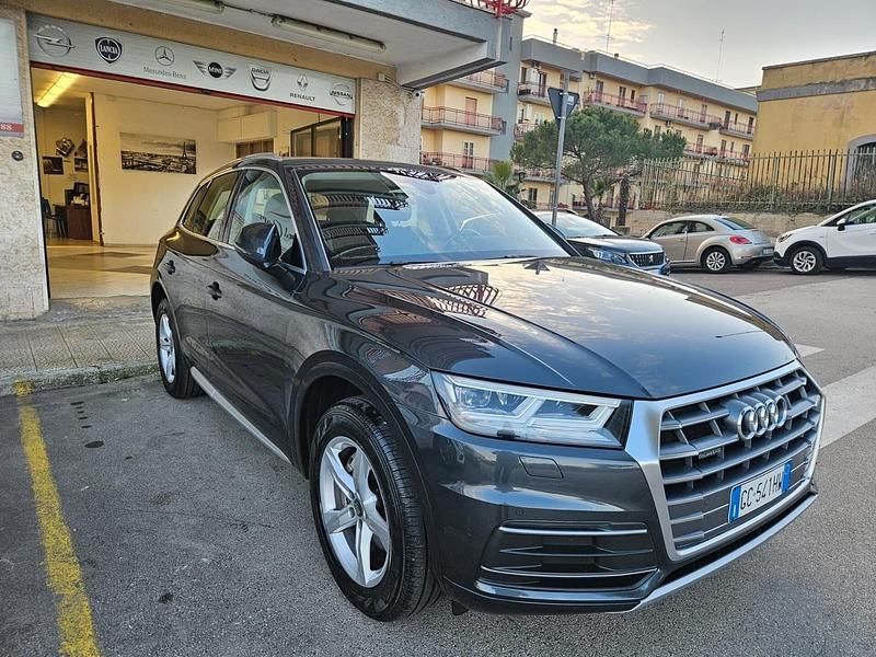 Usata Audi Q5 Comfort 203 CV (149 kW) 2020 Grigio SUV
