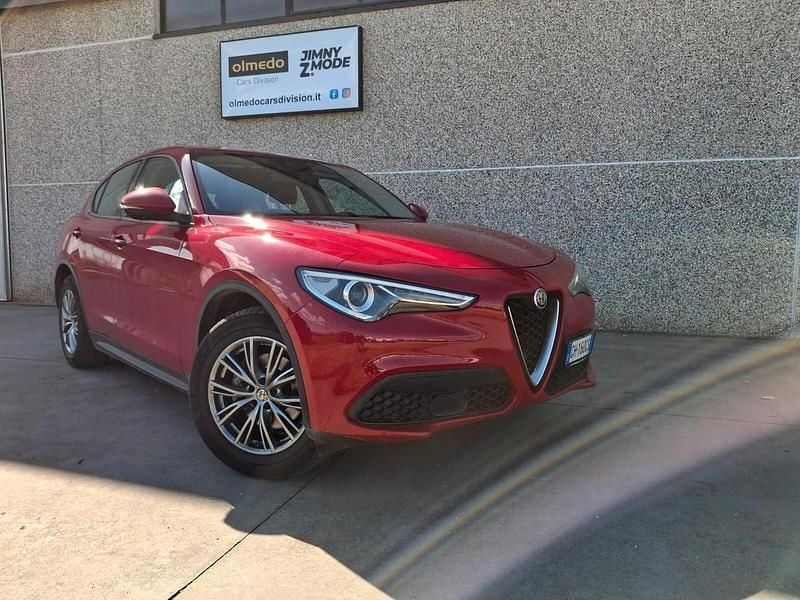 Usata Alfa Romeo Stelvio Business 190 CV (139 kW) 2021 Rosso SUV