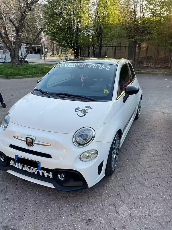 Usata Abarth 500 135 CV (99 kW) 2013 Bianco Berlina