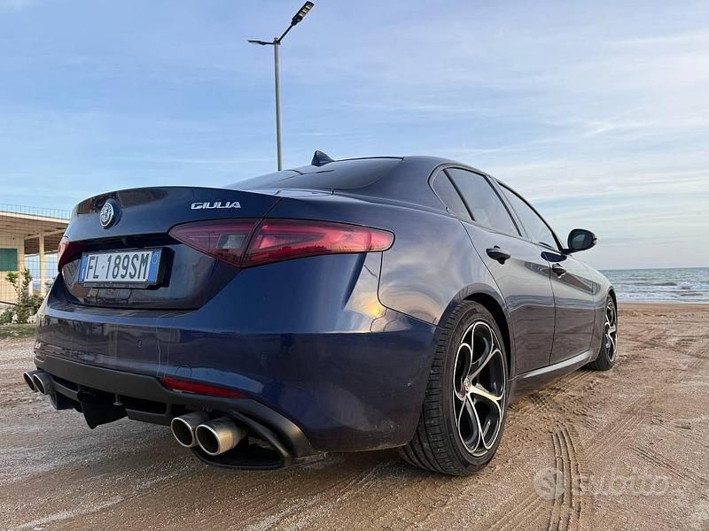 Usata Alfa Romeo Giulia Super 150 CV (110 kW) 2017 Berlina
