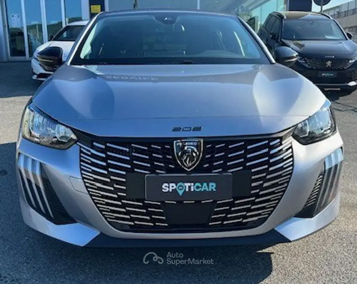 Usata Peugeot 208 Allure 102 CV (75 kW) 2025 Gray Utilitaria