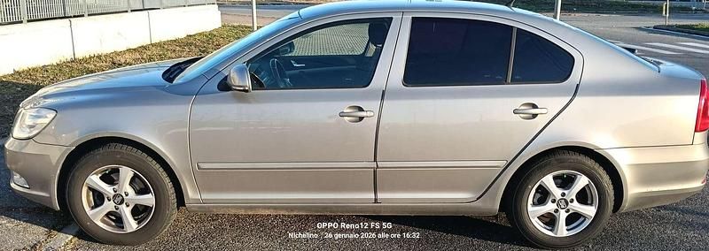 Begagnad Skoda Octavia 102 HK (75 kW) 2012 Grå Sedan