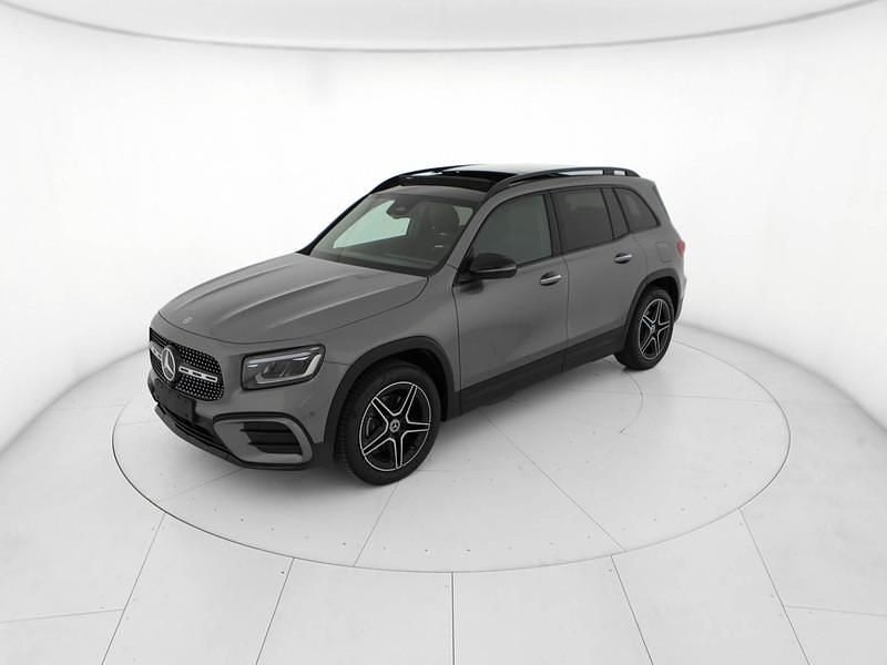 Nieuw Mercedes GLB200 Advanced Plus 150 PK (110 kW) 2025 Grijs SUV