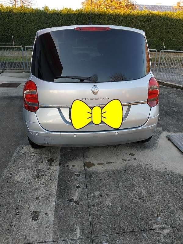 Usata Renault Grand Modus Dynamique 86 CV (63 kW) 2009 Monovolume