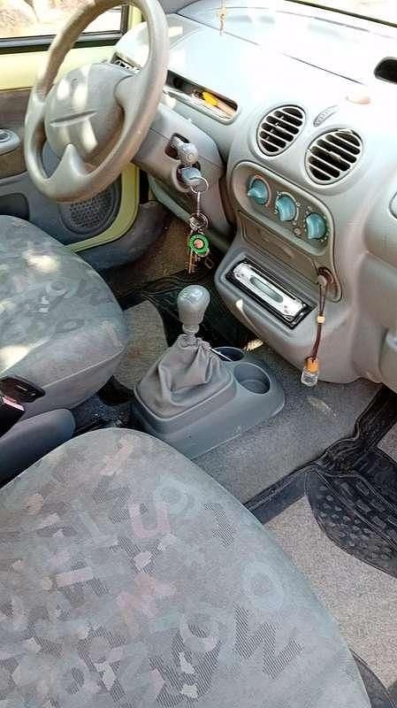 Usata Renault Twingo 58 CV (42 kW) 2005 Giallo Utilitaria