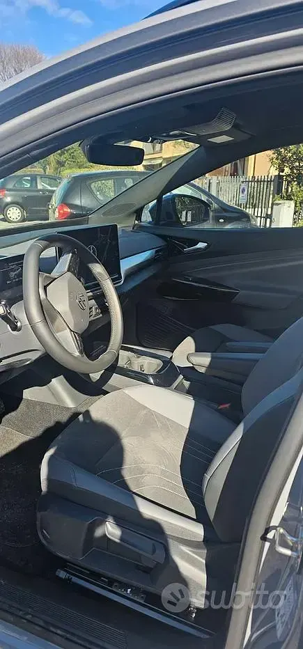 Nouvelle VW ID.4 77 kW (105 ch) 2026 Gris SUV