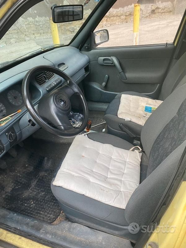 Usata Skoda Pick-up 1996 Giallo Pick-up