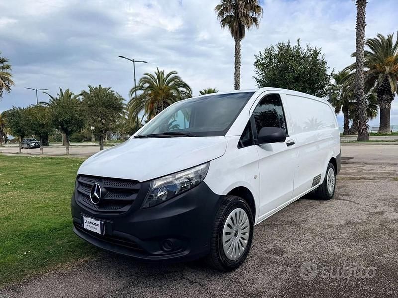 Begagnad Mercedes Vito 136 HK (100 kW) 2020 Vit Van