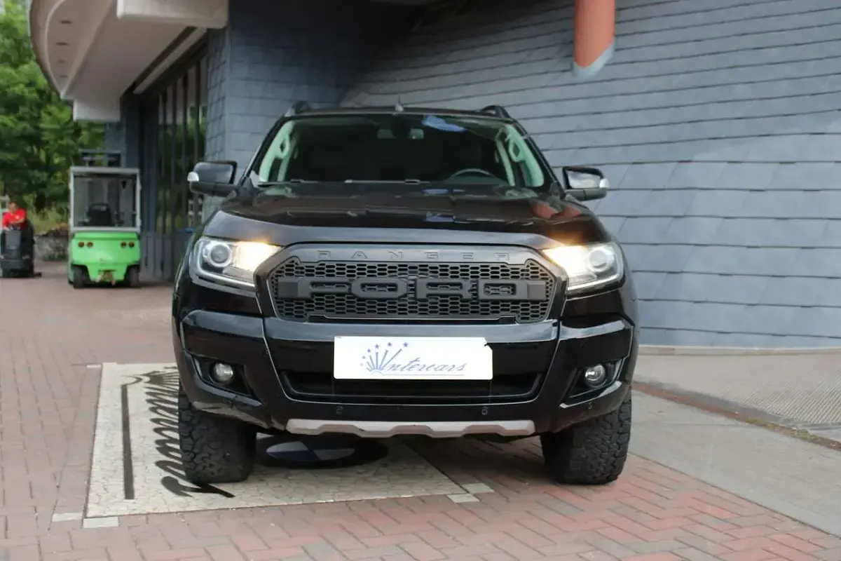 Usata Ford Ranger Limited 200 CV (147 kW) 2018 Nero Pick-up