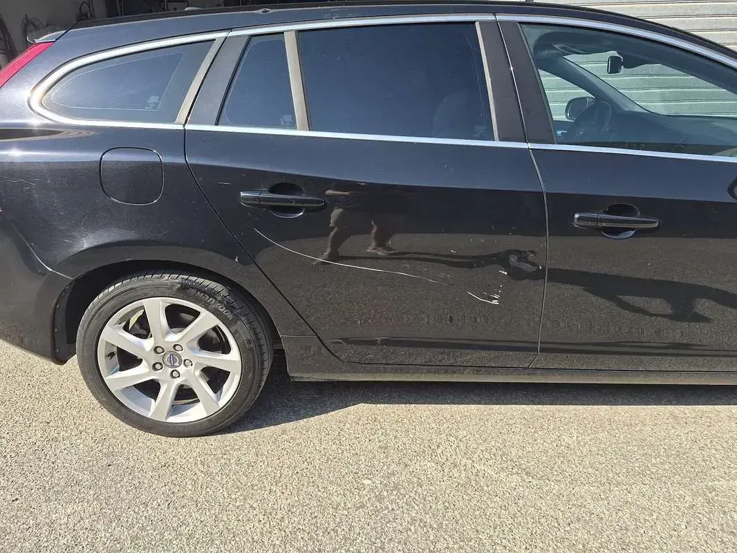 Usata Volvo V60 Momentum 163 CV (119 kW) 2013 Station wagon