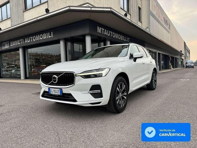 Usata Volvo XC60 Momentum 197 CV (144 kW) 2021 Bianco SUV