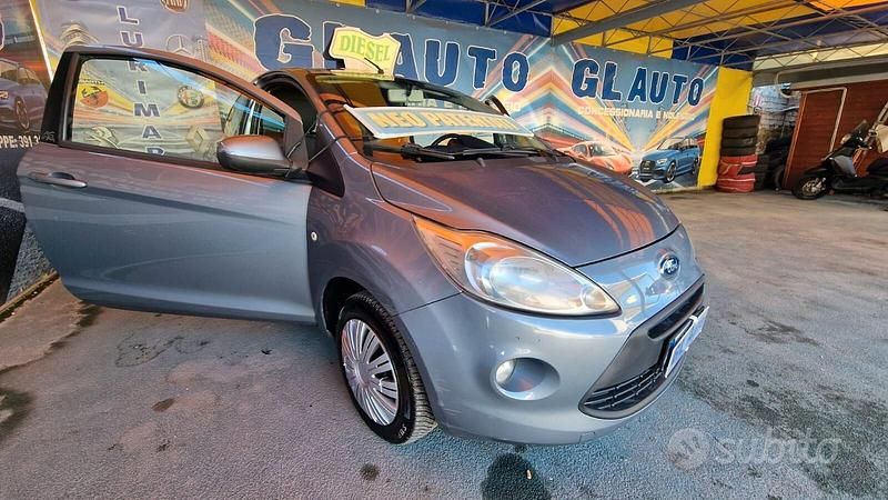 Usata Ford Ka Titanium 75 CV (55 kW) 2011 Grigio Utilitaria