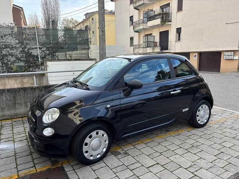 Usata Fiat 500 69 CV (50 kW) 2010 Nero Utilitaria