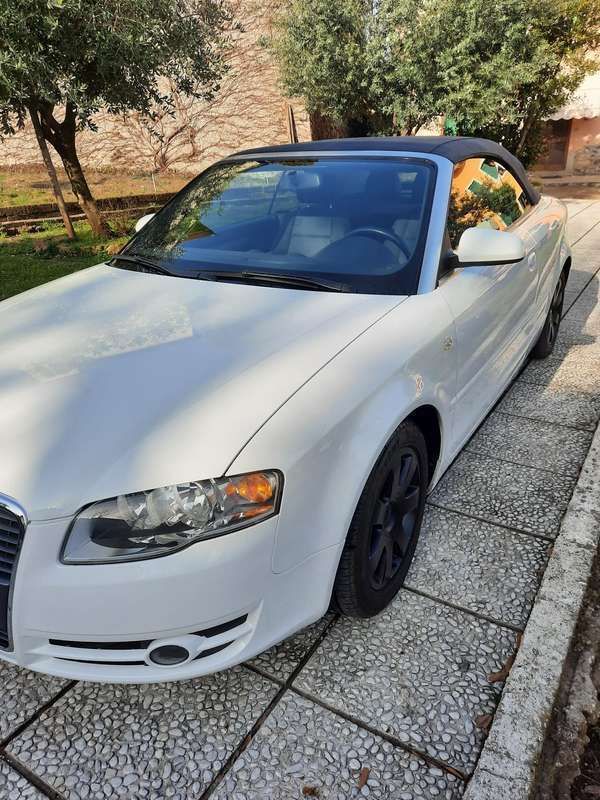 Usata Audi A4 Cabriolet 200 CV (147 kW) 2006 Bianco Cabrio