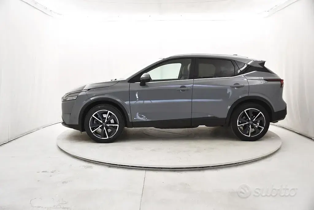 Usata Nissan Qashqai Tekna 158 CV (116 kW) 2023 Grigio SUV