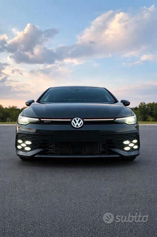 Nuova VW Golf VIII GTI 2025 Grigio Berlina