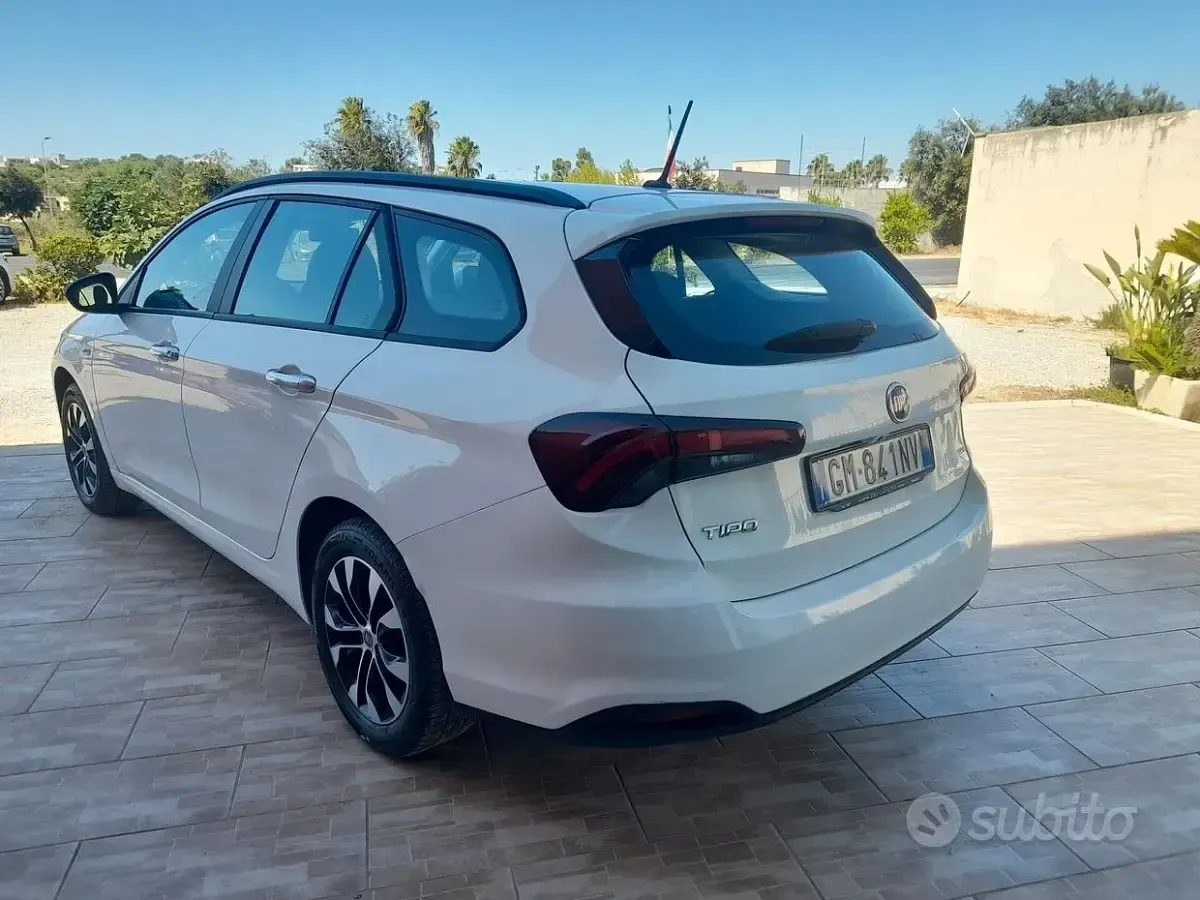 Usata Fiat Tipo 100 CV (73 kW) 2023 Bianco Station wagon