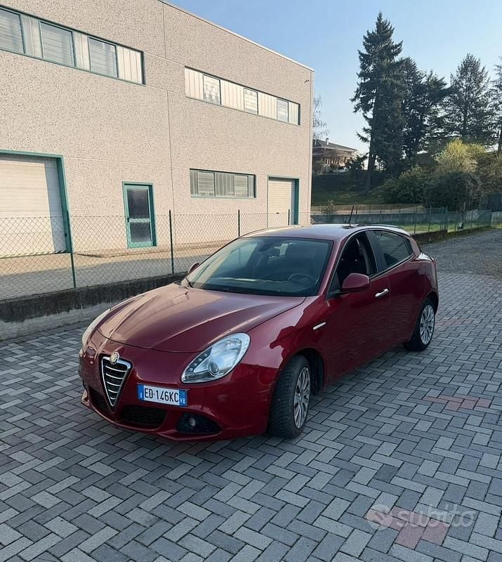 Usata Alfa Romeo Giulietta 170 CV (125 kW) 2010 Rosso Utilitaria