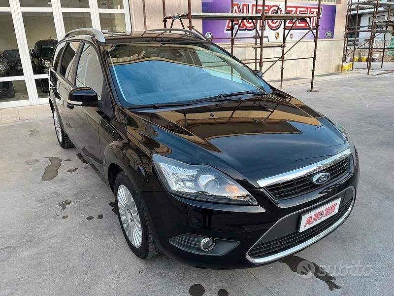 Usata Ford Focus Titanium 90 CV (66 kW) 2009 Nero Station wagon