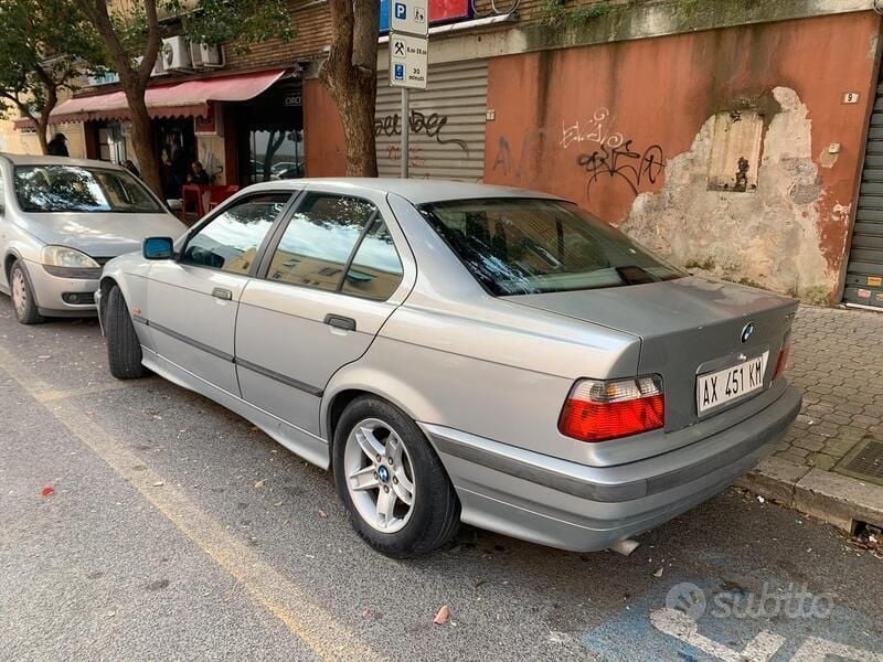 Usata BMW 316 102 CV (75 kW) 1997 Grigio Berlina
