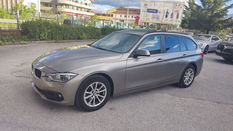 Usato 2019 BMW 318 2.0 Diesel 150 CV (16.800 €)