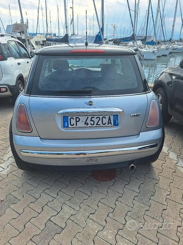 Usata Mini ONE 2004 Grigio Utilitaria