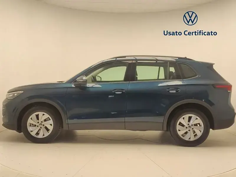 Usata VW Tiguan Life 150 CV (110 kW) 2025 Night shade blue SUV